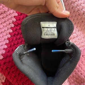 Need gone very good condition shoot me a price